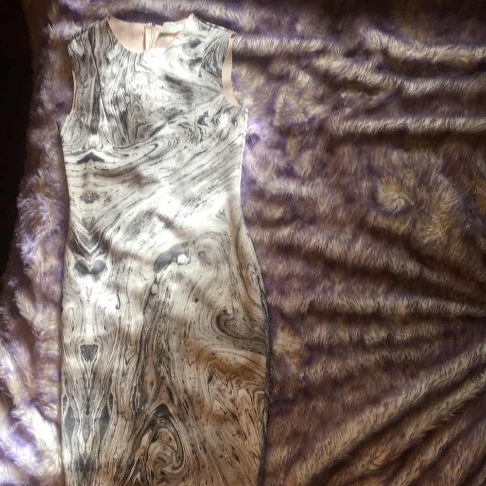 🦋NWT Zara Marble Bodycon Dress! 🦋